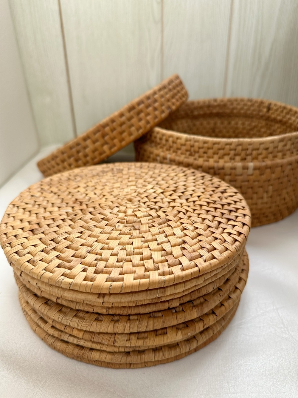 Vintage Natural Woven Rattan Trivet / Coaster and Storage Set